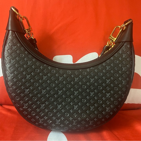 NWOT LOUIS VUITTON LOOP BAG - Picture 4 of 10